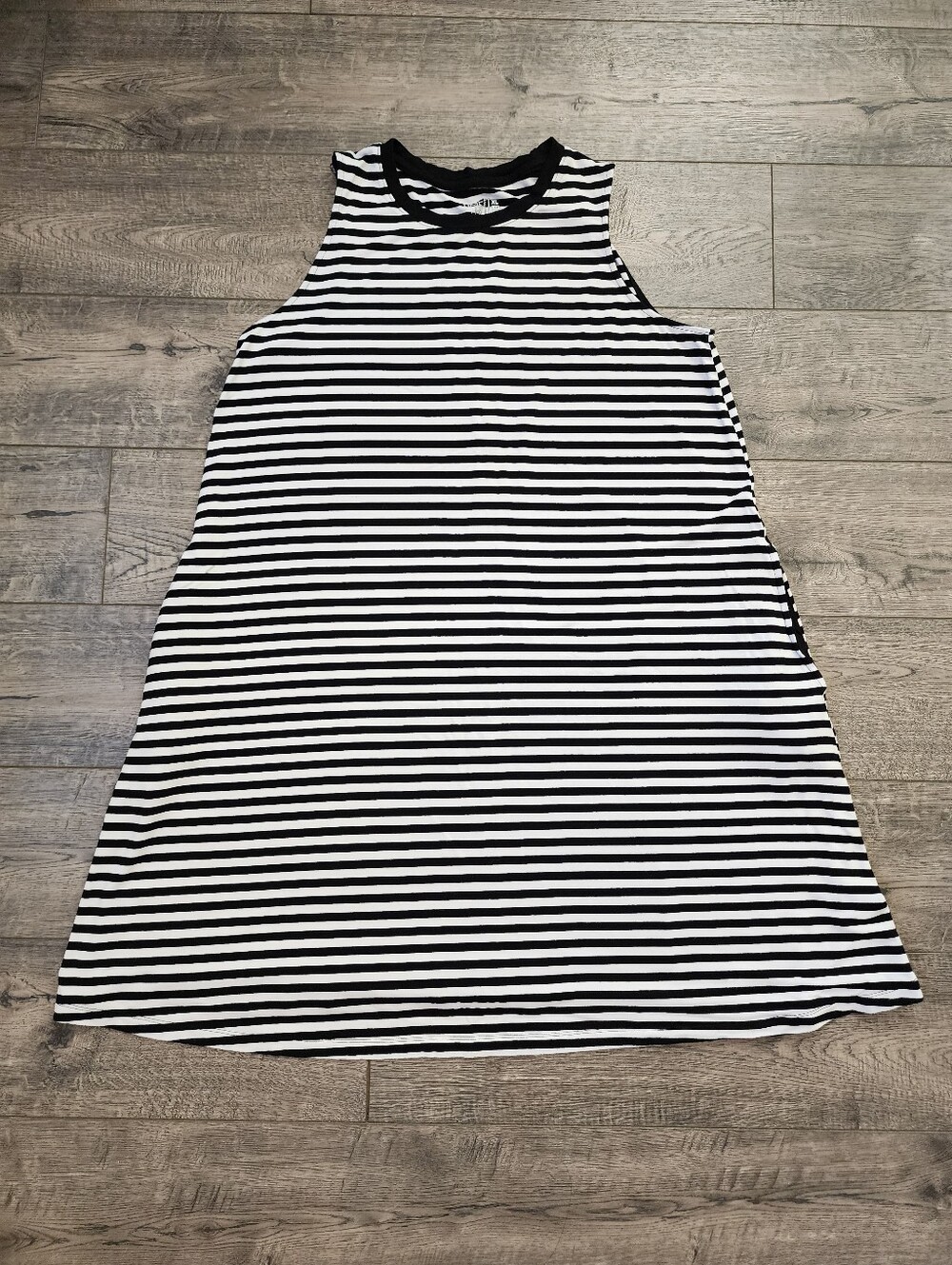 Time and Tru Womens Size XL (16-18) Striped Dress Black White Sleeveless Pockets